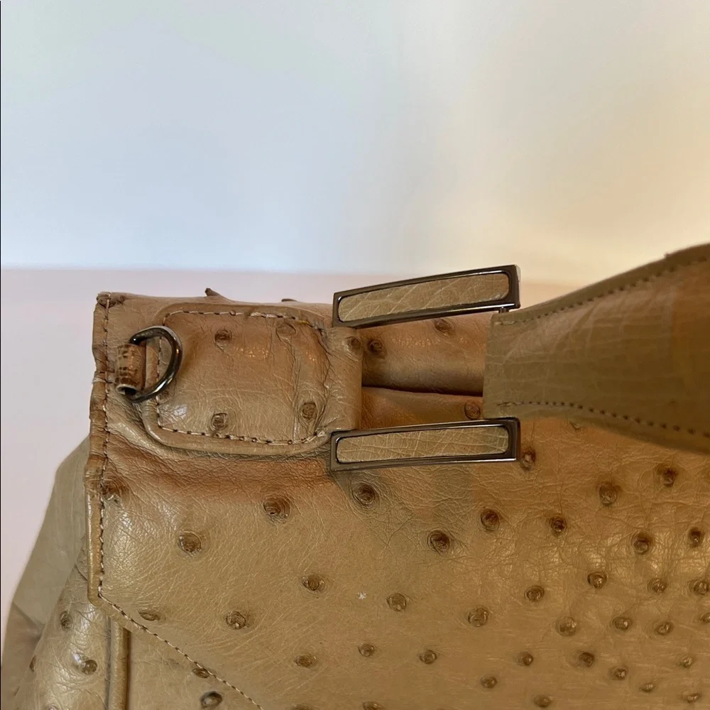 Kara Ross nude ostrich handbag with detachable shoulder strap - Picture 12 of 13